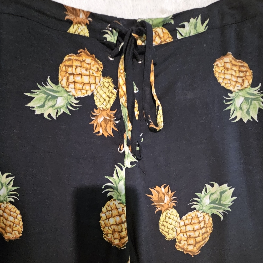 Wild Honey Black Straight Leg Pants Size M Tropical Resortwear TOP AVAILABLE - Picture 7 of 16